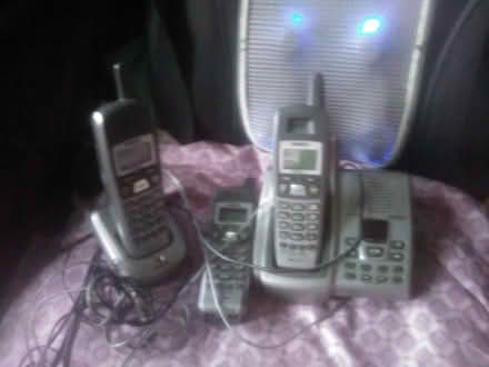 Photo of free 3 Phones, 2 handsets 10031 (Hamilton Heights 10031) #1