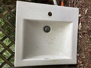 Photo of free White ceramic sinks (Titirangi)