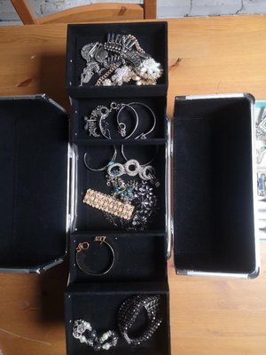 Photo of free Selection of costume jewellery (SK3)