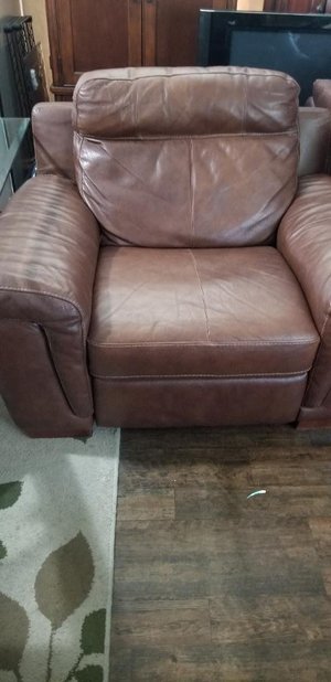 Photo of free recliner (Channel view)