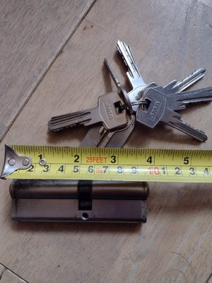 Photo of free Cylinder lock with keys (Hayling Island PO11)