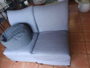 Photo of free Comfy lounge chairs (Labrador)