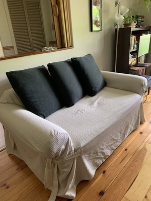 Photo of free Small couch navy blue (Wychwood)