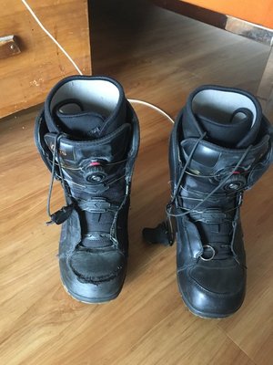 Photo of free Men’s snowboard boots - size 9.5 (Capitol Hill)