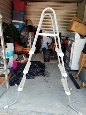 Photo of free pool ladder (Channel view)
