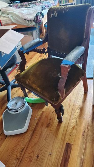 Photo of free Chairs give away now (South slope)