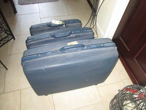 Photo of free Set of 3 suitcases (Swindon)