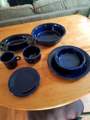 Photo of free 8 place modern fiesta ware (Medford, MA)