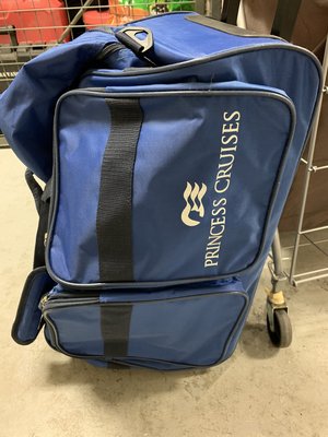 Photo of free Travel bag (Nootka Way & Klahanie Dr)