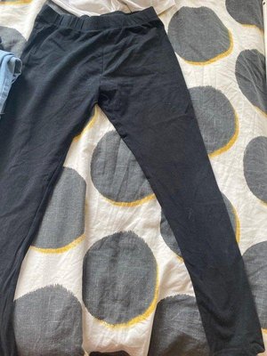 Photo of free Short jeans/ legging and trousers (E14)