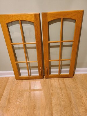 Photo of free Oak cabinet doors (Middletown)