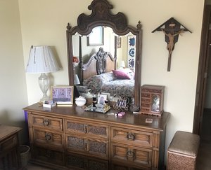 Photo of free Antique King Bedroom Set (Palos Park)