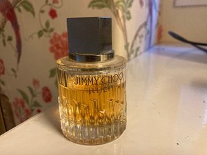 Photo of free Jimmy Choo perfume (BD18 Shipley)
