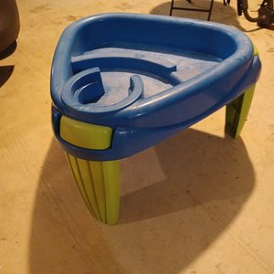 Photo of free Child water table (South County/Oakville)