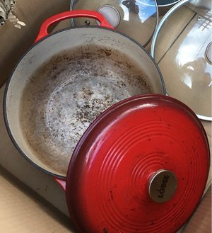 Photo of free Heavily Soiled Lodge Dutch Oven (199 Southern Heights Blvd, SR)