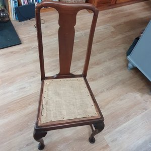 Photo of free 4 dining chairs for restoring (Over Kellet LA6)