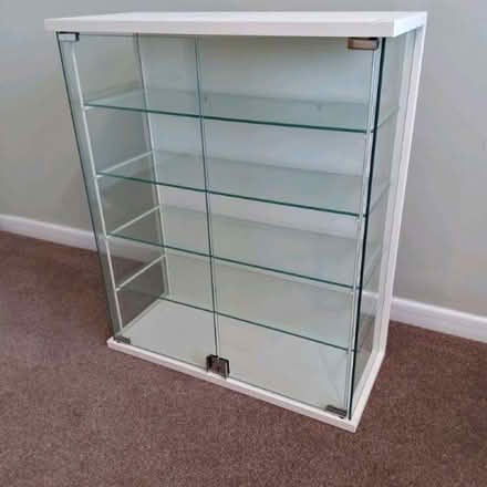 Photo of ikea wall mounted display case (Kempshott RG22) #1