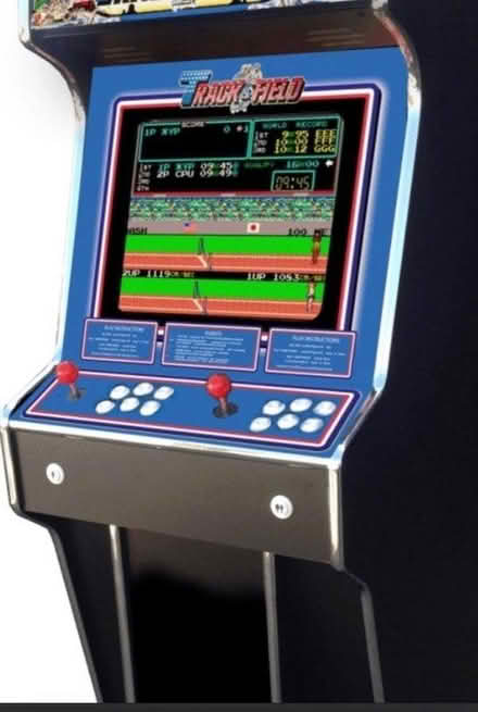 Photo of Arcade/fruit machine/ sweet machine (Heathrow) #1