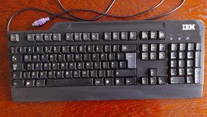 Photo of free IBM computer keyboard (Frankley B45)
