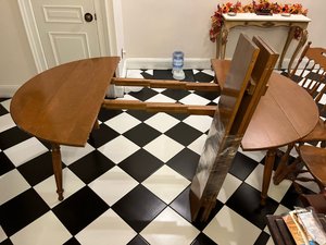 Photo of free Kitchen table and chairs (Upper west side 80s)