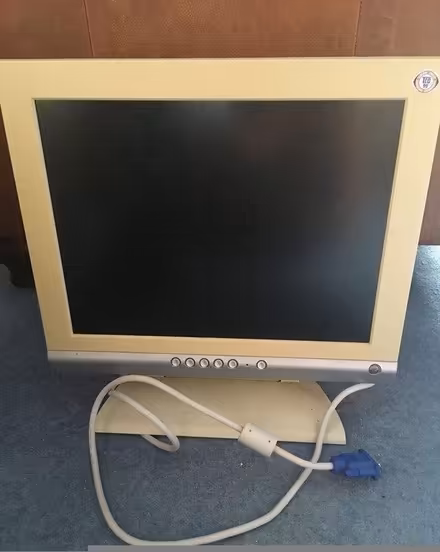 Photo of free Computer monitor (OX1 henwood) #2
