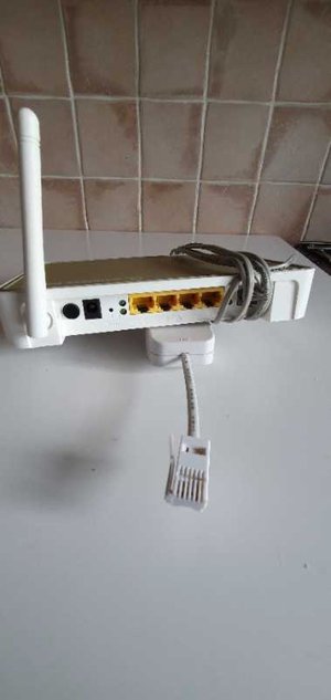 Photo of free Wireless router ADSL (Allestree DE22)