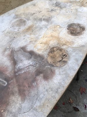 Photo of free Table (Beverly Grove in Los Angeles)