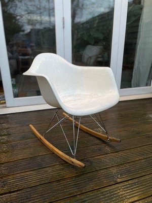 Photo of free Eames rocking chair (BS16 Fishponds)