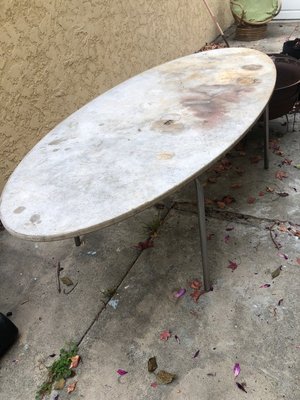 Photo of free Table (Beverly Grove in Los Angeles)
