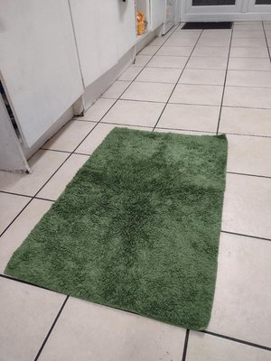 Photo of free 2 × bath mats (N15 Tottenham Hale)