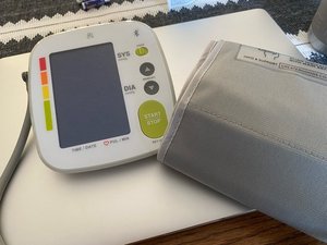 Photo of free Blood pressure monitor (80014)