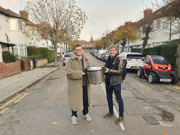 Raymond, Daniel and the rice cooker