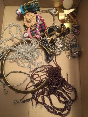 Photo of free Assorted cheap jewelry (Wallingford)