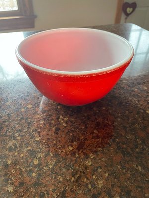 Photo of Blue Pyrex bowl (Roselle)