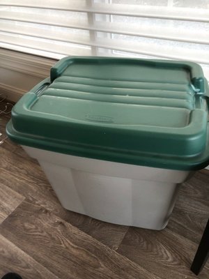 Photo of free Large storage bin (falls church)