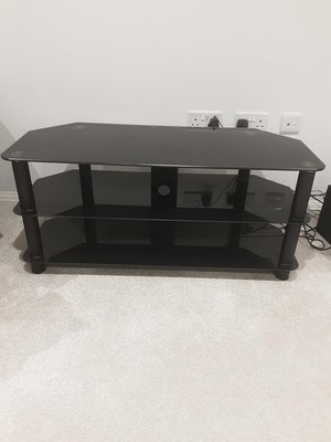 Photo of free TV stand (Holcombe EX7)