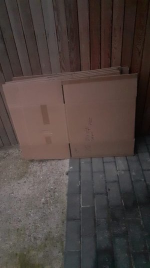 Photo of free large strong boxes for moving house (South Norwood SE25)