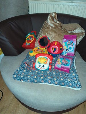 Photo of free Baby &toddler toys,swimming aids (Croydon..CR0)