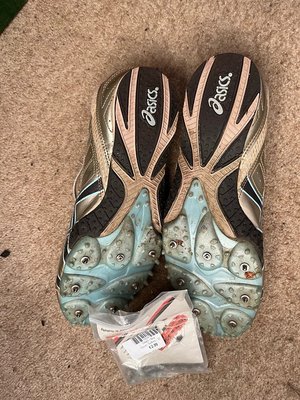 Photo of free Asics Running Spike/Stud Shoes EU39 (BR6)