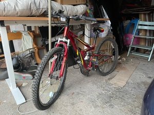 Photo of free Kid’s bike (Guildford, Surrey GU1)