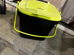 Photo of free Compost box to collect food scraps (North Long Beach)
