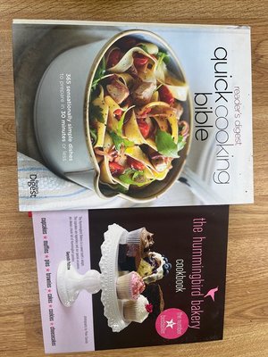 Photo of free Cookery/baking books (Malvern WR14)