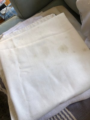 Photo of free Tablecloths and cloth napkins (Beverly Grove in Los Angeles)