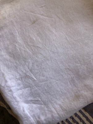 Photo of free Tablecloths and cloth napkins (Beverly Grove in Los Angeles)