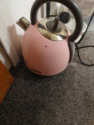 Photo of free Pink kettle . And few other bits (Langley mill Nottinghamshire)