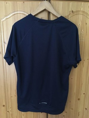 Photo of free Karrimor activewear men's tshirt (size large) (Sale M33)