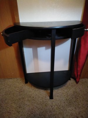 Photo of free Accent Table (Tacoma)