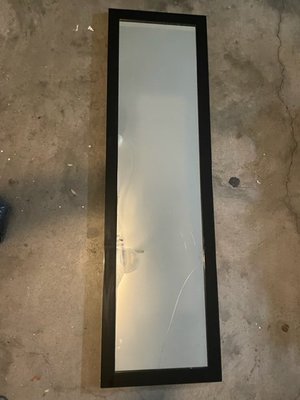 Photo of free mirror/frame (west Roswell)
