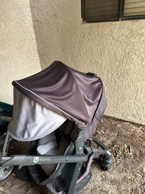 Photo of free 4Moms stroller (villa mira condominiums)