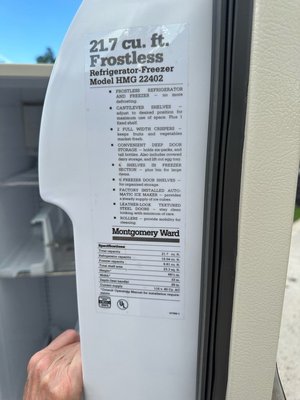 Photo of free Refrigerator works great (Parker)